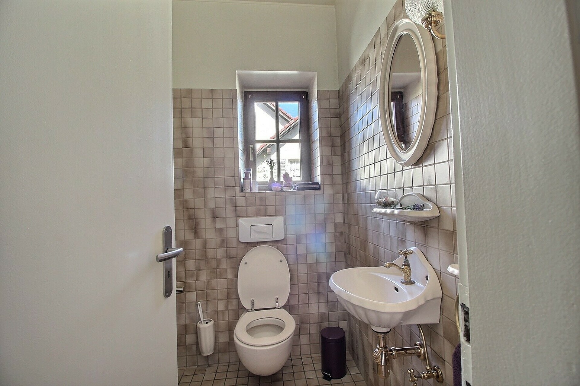 Image 12
